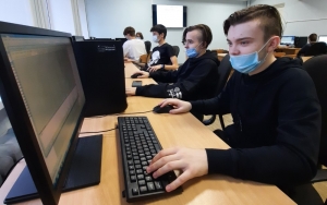 КЕМ СТАТЬ? ПРОГРАММИСТ ИЛИ …
