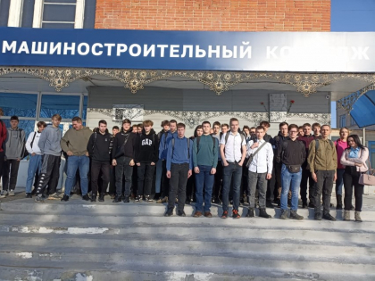 15 февраля 1989 года завершился вывод последних советских войск из Афганистана. Эта дата стала символом окончания почти десятилетнего военного участия СССР в конфликте
