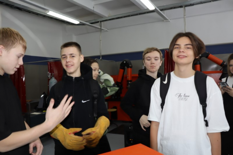 Мастер-класс для школьников «Сделай, как я!»